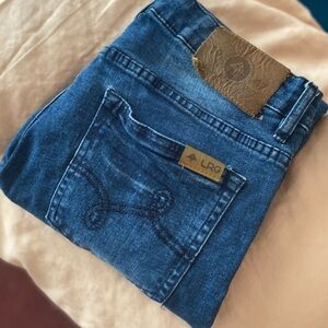 Ladies Distressed Jeans